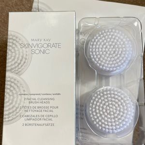 Mary Kay, 2 Facial cleansing brush heads
